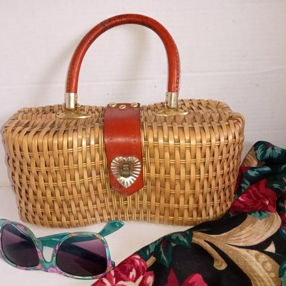 Vintage JEM Woven Wicker and Leather Handbag 1950s Heart Lock - Picture 1 of 14